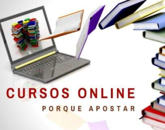 Saiba mais sobre a importância de fazer cursos on-line para capacitação profissional e financeira